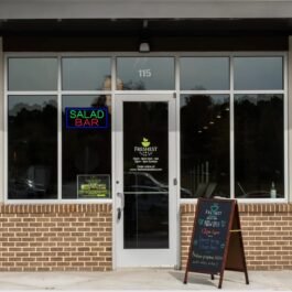 LED Salad Bar Neon Sign, 20″x10″