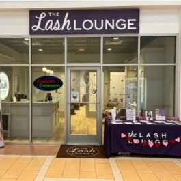 LED Eyelash Extension Neon Sign, 24″x12″