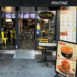 LED Poutine Neon Sign, 20″x10″