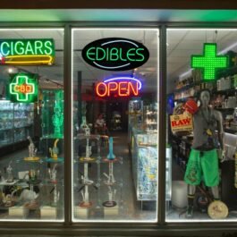 LED Edibles Neon Sign, 20″x10″