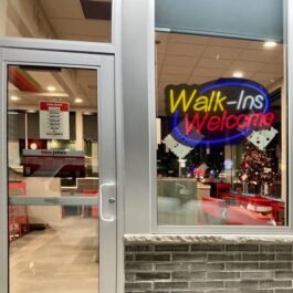 LED Walk Ins Welcome Neon Sign, 20″x11.4″