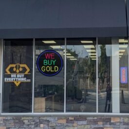 LED We Buy Gold Neon Sign, 16″x16″