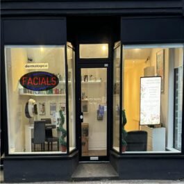 LED Facials Neon Sign, 20″x10″