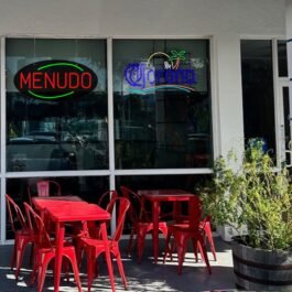 LED Menudo Neon Sign, 20″x10″